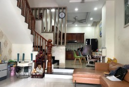 Bán Nhà 4 Tầng Hẻm Xe Hơi 68m2_5*14 Chỉ 7Tỷ99 QL13 Hiệp Bình Phước Cạnh Vạn Phúc City Hiếm có